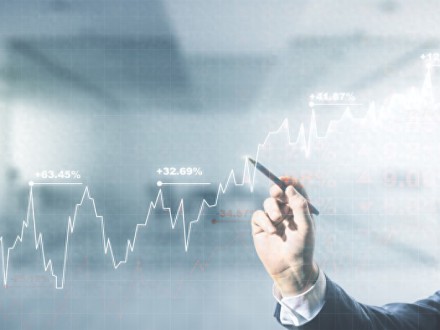 新能源全面入市，電力服務(wù)市場(chǎng)迎擴(kuò)容機(jī)遇